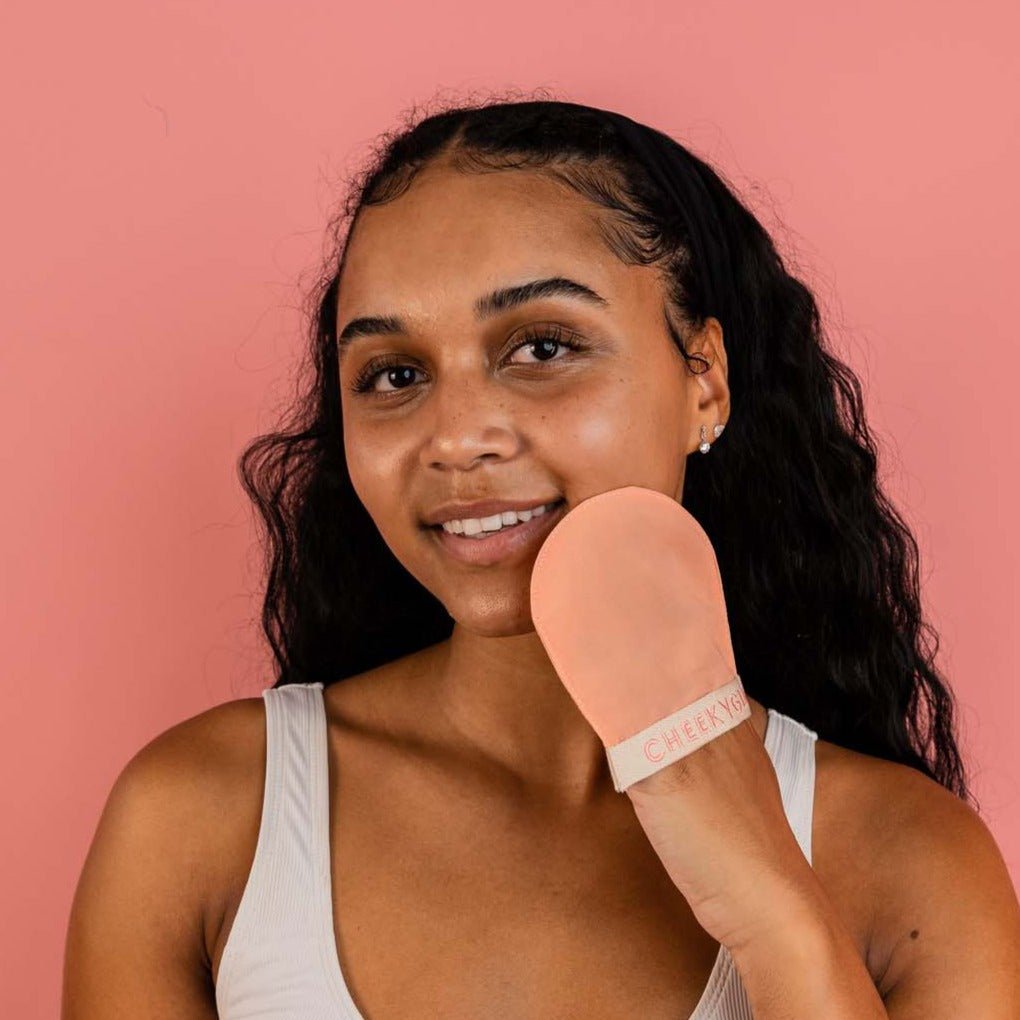 CheekyGlo Silk Exfoliating Face Mitt - Cheeky Glo
